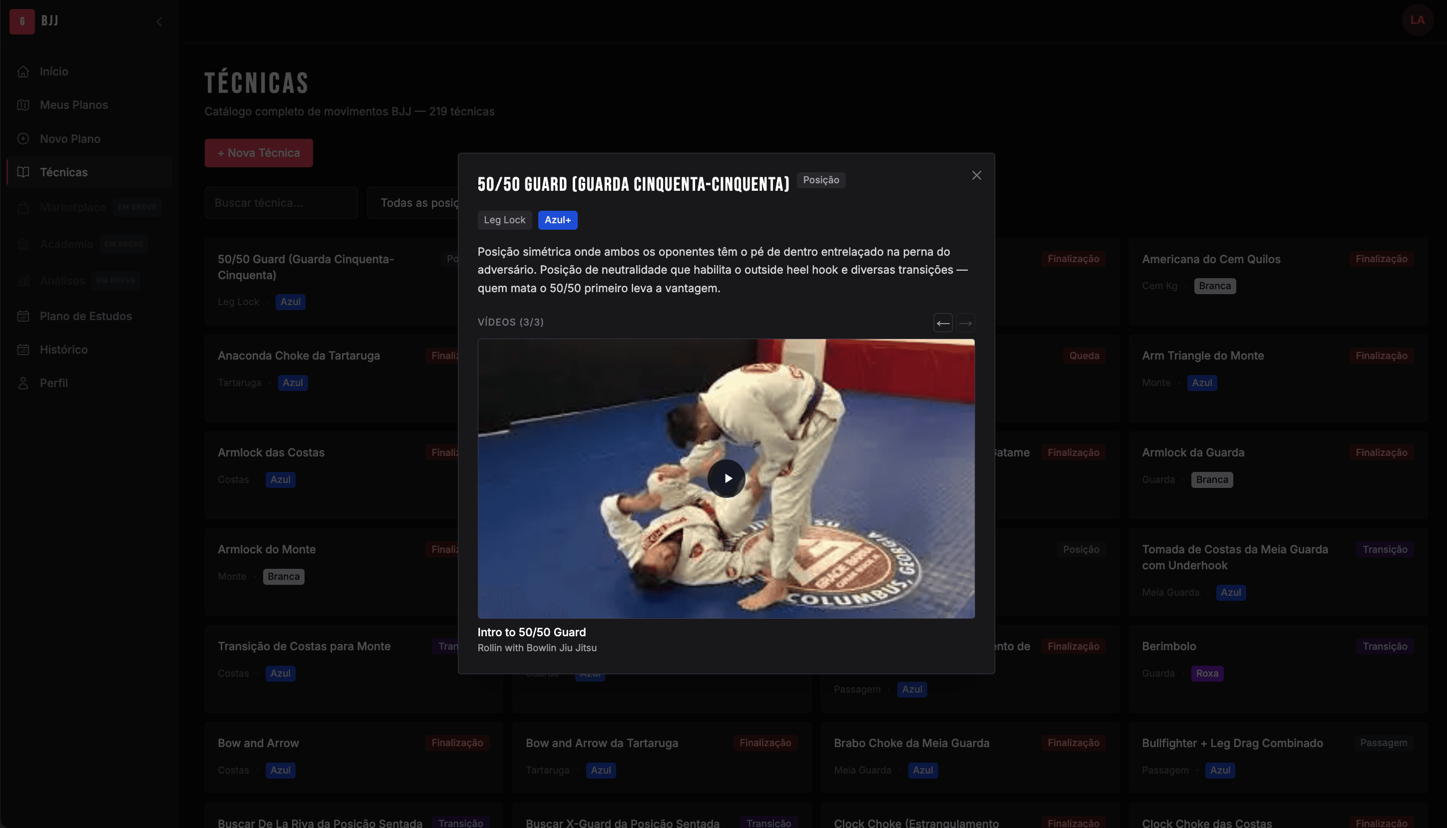 Hub de vídeos: modal de uma técnica com os 3 melhores vídeos do YouTube incorporados